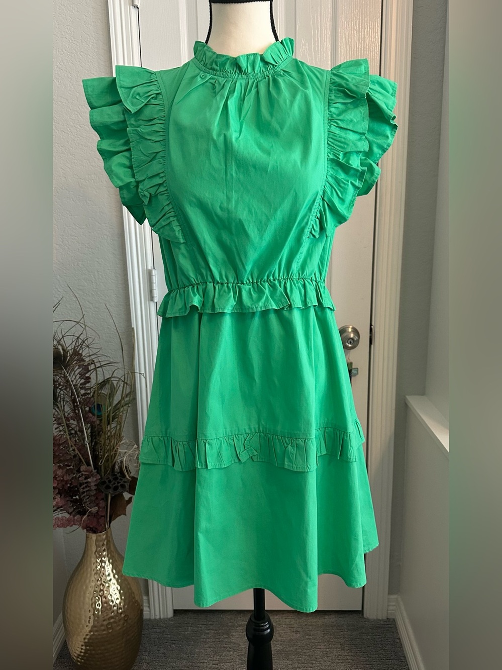 Pinch Green Ruffle Dress Size Small EUC